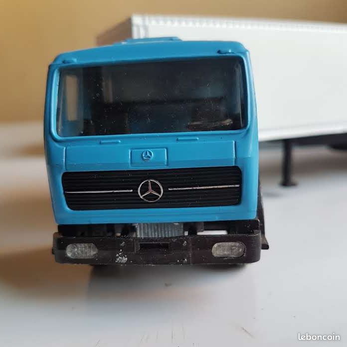 Camion Semi-remorque Mercedes Ram NZG à L'échelle 1/87 - Modèle Réduit Occasion