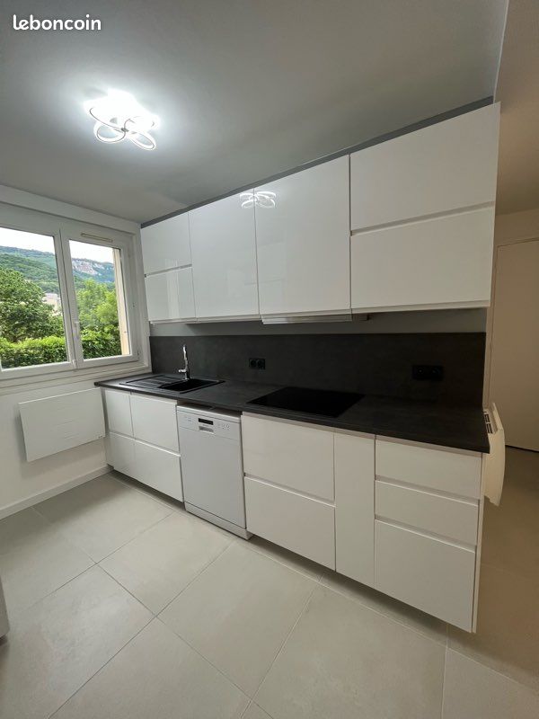 Appartement 3 pièces 53 m² · à Seyssinet-Pariset · 53 m² · 780 €