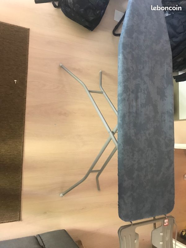 Table à repasser (image 2)