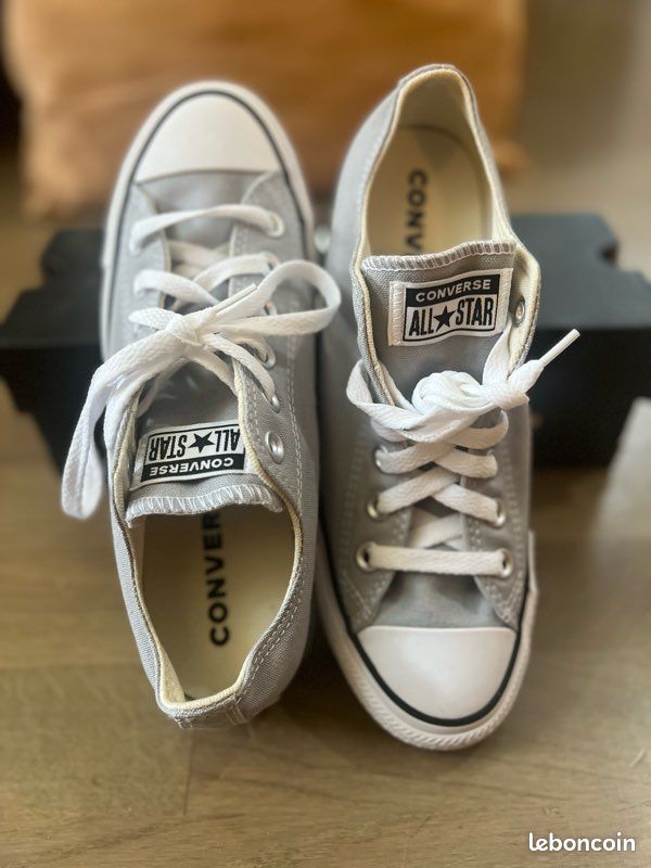 Converse All Star Basses Grises NEUVES Chaussures