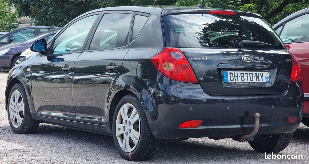 Kia Ceed 1.6L Crdi 16v 115 Cv Pack Sport Du 01/08 (image 4)