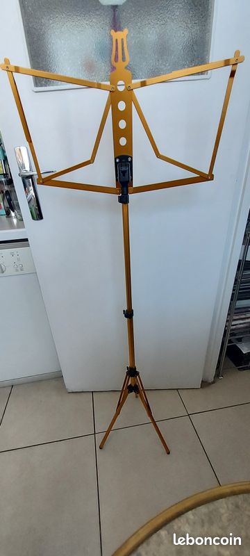 Pupitre De Fanfare Pour Trompette - Métal Doré, Portable, Pour Partitions Lors Des Défilés Et Concerts