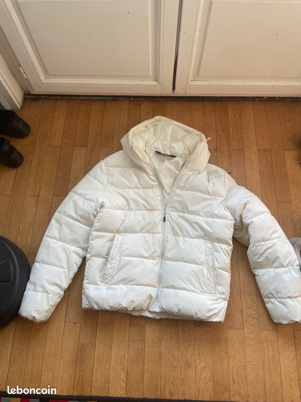 White Doudoune Pull In Doudoune Pull And Bear Vêtements