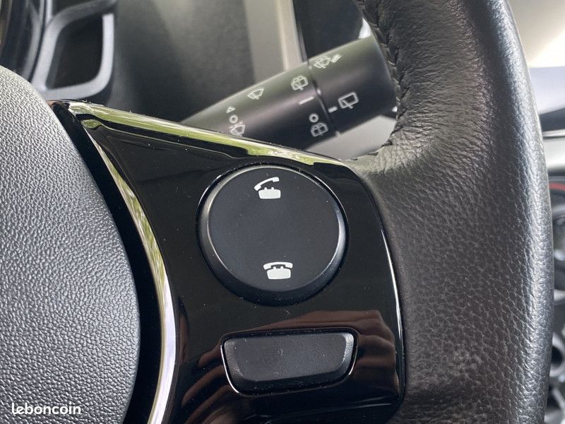 Toyota AYGO 1.0 VVT-I 69CH X-PLAY 5P (image 13)