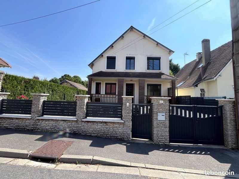 Maison 7 pièces 124 m² · à Gisors · 124 m² · 262 000 €