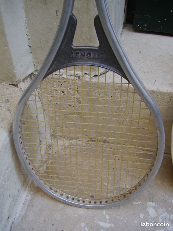 Ancienne Raquette de tennis Sydney Vintage ( Réf : Hang