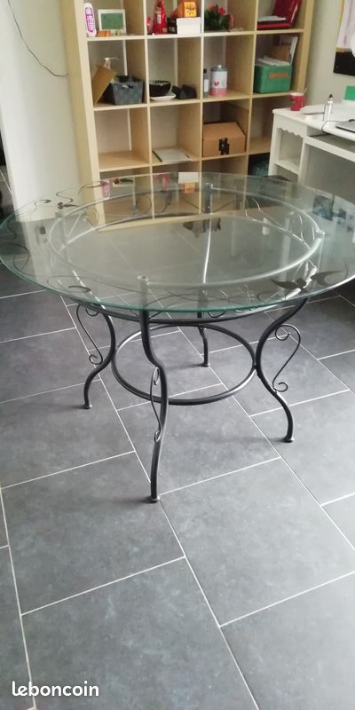 Table en verre (image 2)