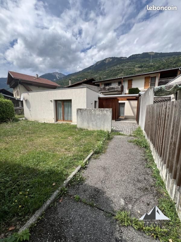 Maison 4 pièces 82 m² · à Aime-la-Plagne · 82 m² · 1 107 €/mois