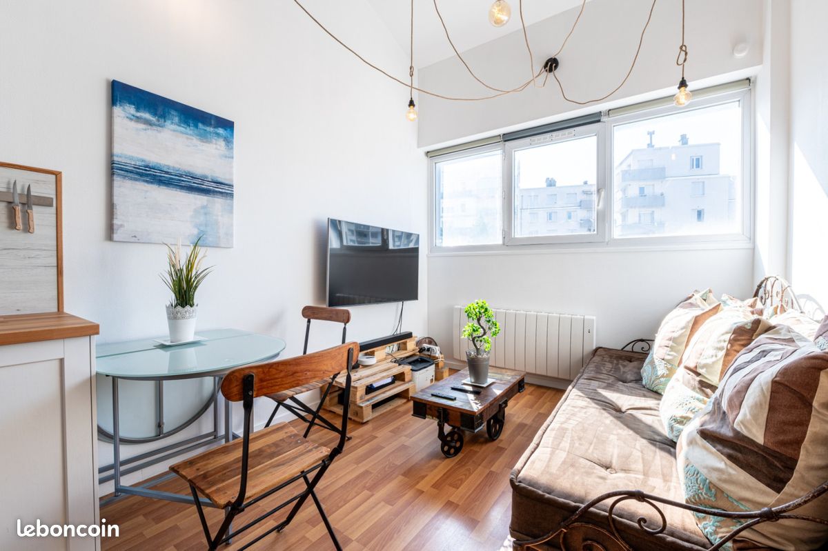 Appartement 1 pièce 28 m² · à Grenoble · 28 m² · 570 €