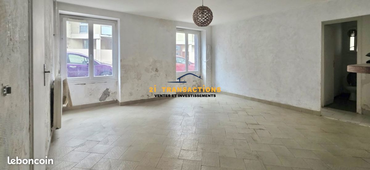 Appartement 3 pièces 61 m² · à Rive-de-Gier · 61 m² · 49 000 €