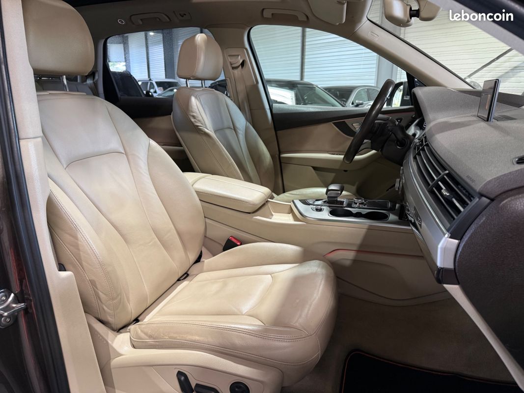 Audi q7 3.0 tdi 272 ch s-line quattro tiptronic /entretiens constructeur / 7 places (image 11)