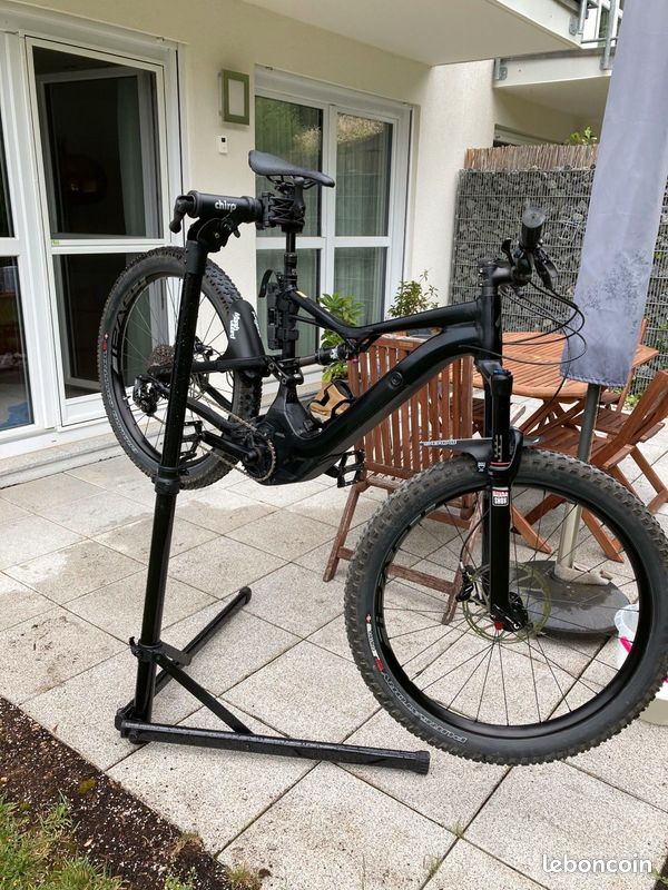 Specialized Turbo Levo FSR Comp 2017 (image 2)