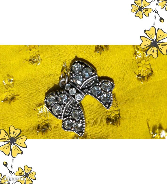 Pendentif Papillon En Acier Inoxydable Argenté Avec Strass - Neuf Avec étiquettes
