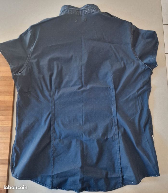 Joli chemisier à manches courtes, Kiabi, en parfait état, T42/44 (image 9)