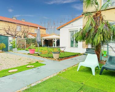 Maison 275 000 € - 107 m²