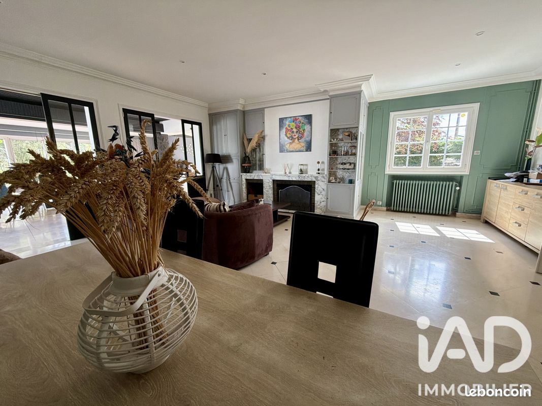 Propriété 7 pièces 246 m² (image 7)