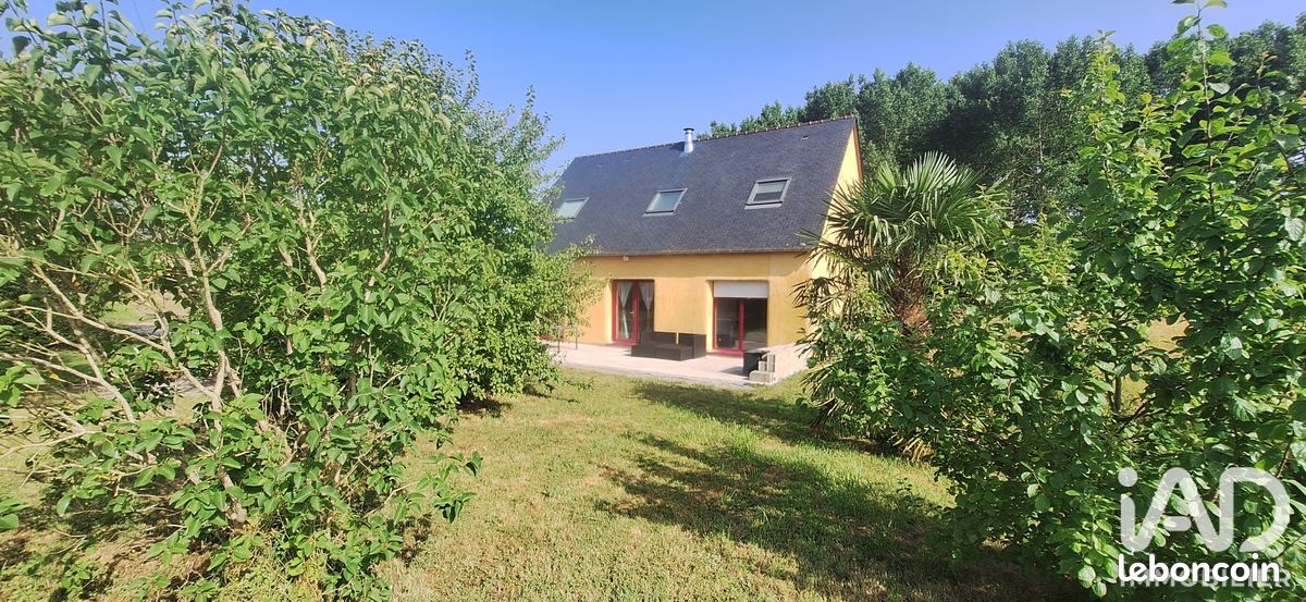 Maison 6 pièces 142 m² · à Tréfumel · 142 m² · 228 500 €