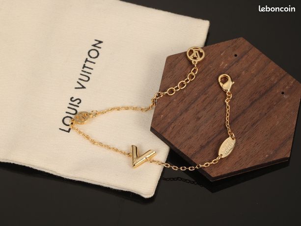 Annonces Montres & Bijoux Louis Vuitton - Boucles d'oreilles - Leboncoin