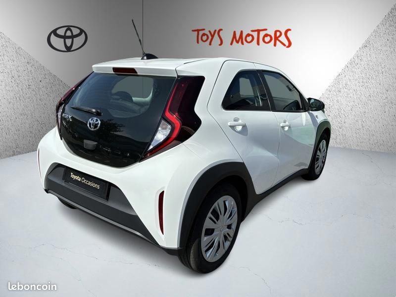Toyota aygo x 1.0 VVT-i 72 Dynamic (image 4)