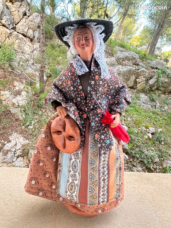 Santons of Provence, Provencal themes and traditions, by Provence