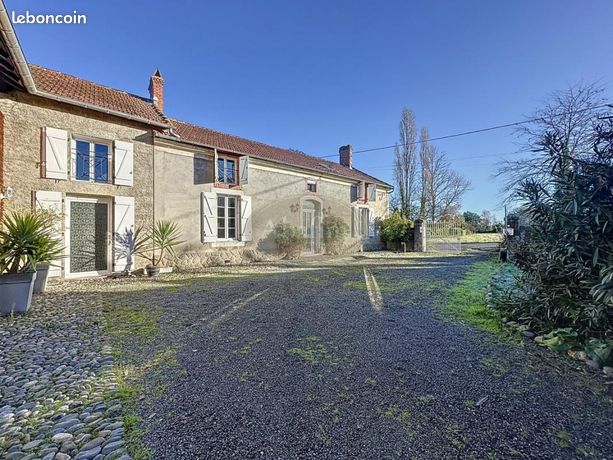 Maison 7 pièces 240 m²