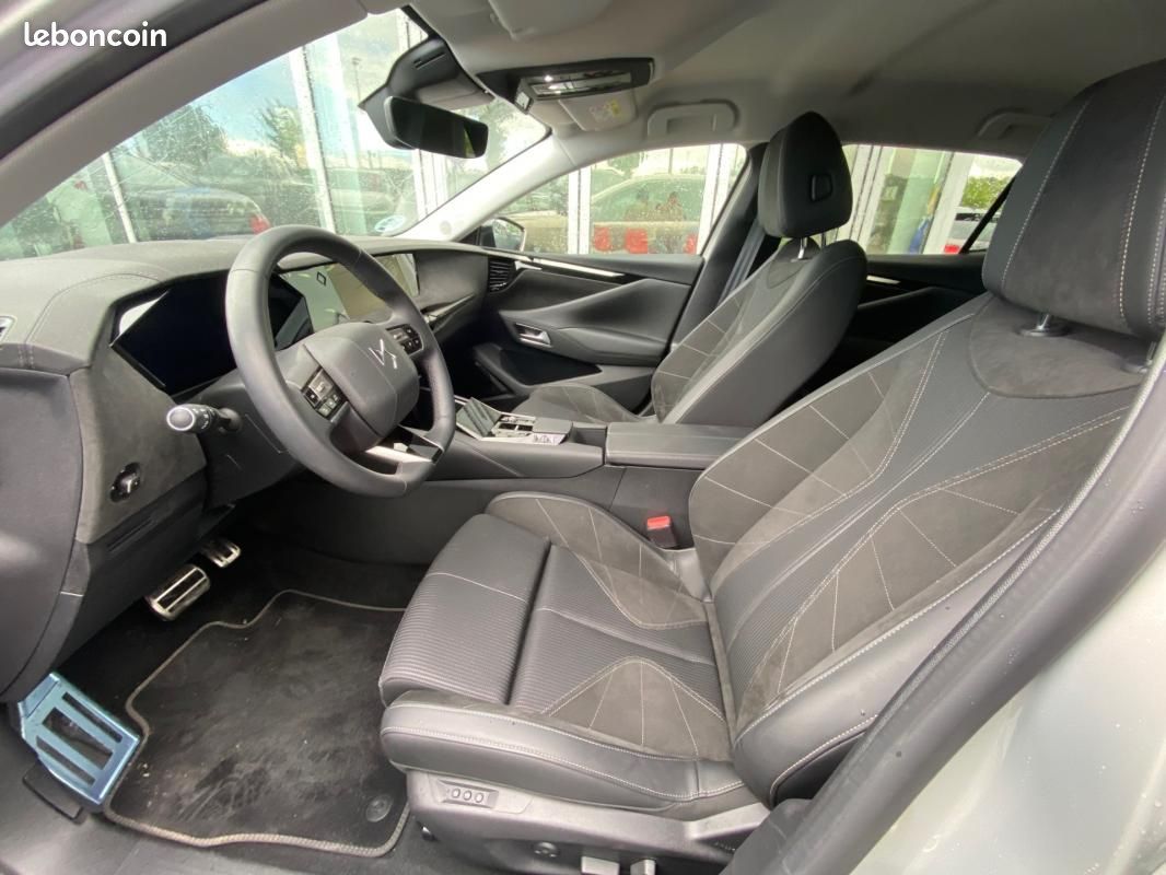 DS 4 BlueHDi 130 EAT8 Etoile - Alcantara (image 19)