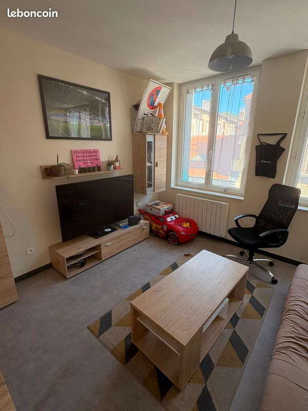 Appartement 3 pièces 46 m² · à Saint-Étienne · 46 m² · 620 €