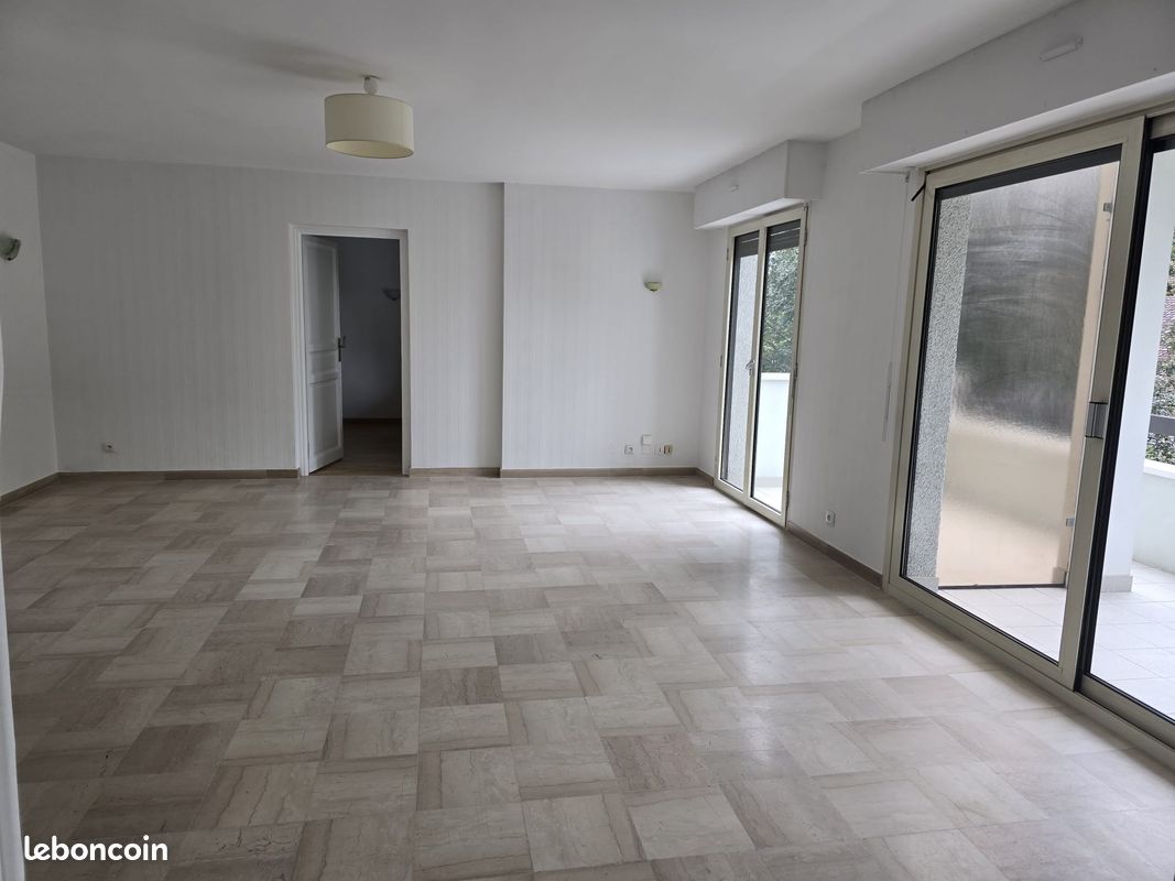 Appartement a louer annecy - 5 pièce(s) - 115 m2 - Surfyn