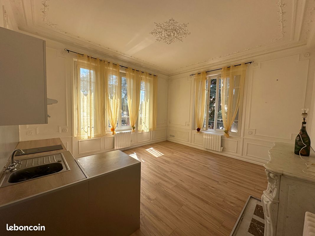 Appartement 2 pièces 42 m² · à Maisse · 42 m² · 700 €