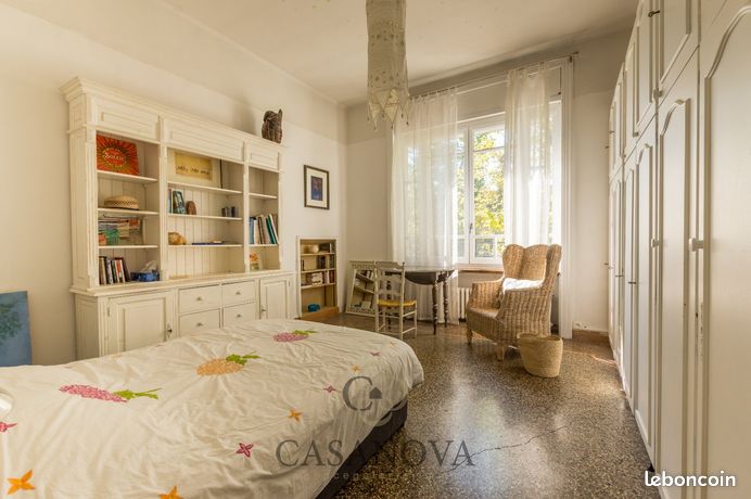 Maison 7 pièces 223 m² — 9