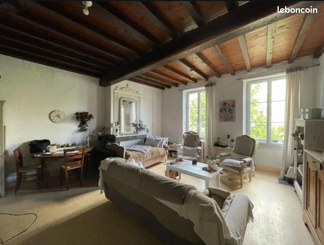 Immeuble 250 m² · à Bazas · 250 m² · 284 000 €