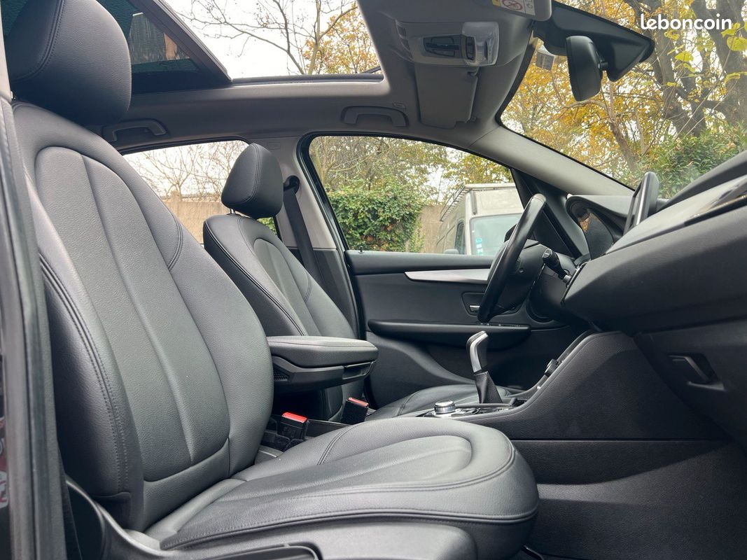 Bmw serie 2 active-tourer 1.5 218 i 136 ch toit pano ouvrant garantie (image 6)