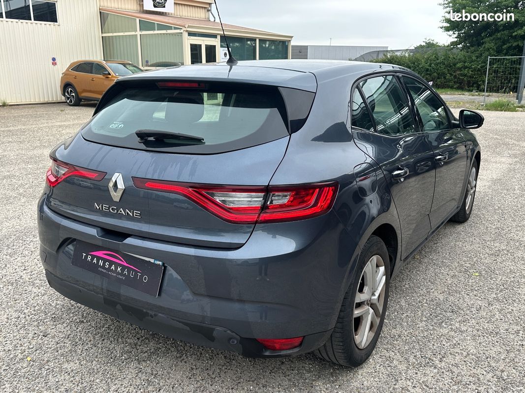 RENAULT MEGANE IV BERLINE TCe 100 Energy Life (image 5)