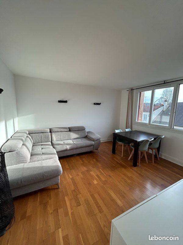 Appartement 2 pièces 43 m² · à L'Hay-les-Roses · 43 m² · 1 100 €/mois