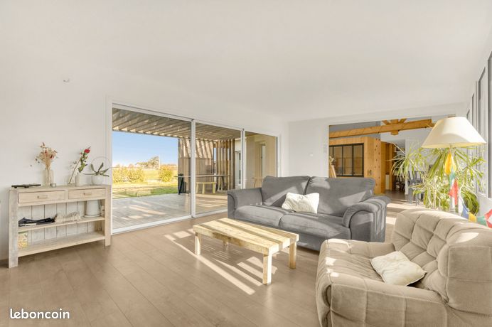 Villa 7 pièces 162 m²