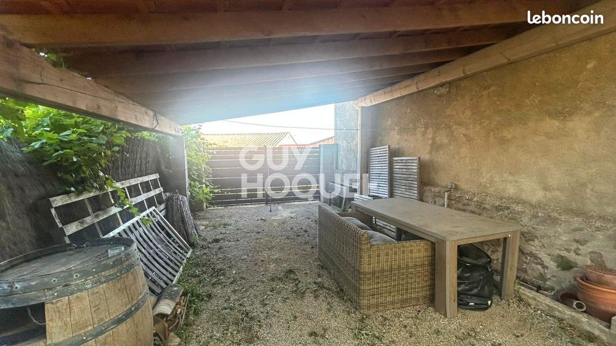 Maison 4 pièces 118 m² · à Moux · 118 m² · 185 000 €