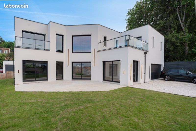 Maison 6 pièces 223 m² · à Chamalières · 223 m² · 949 000 €