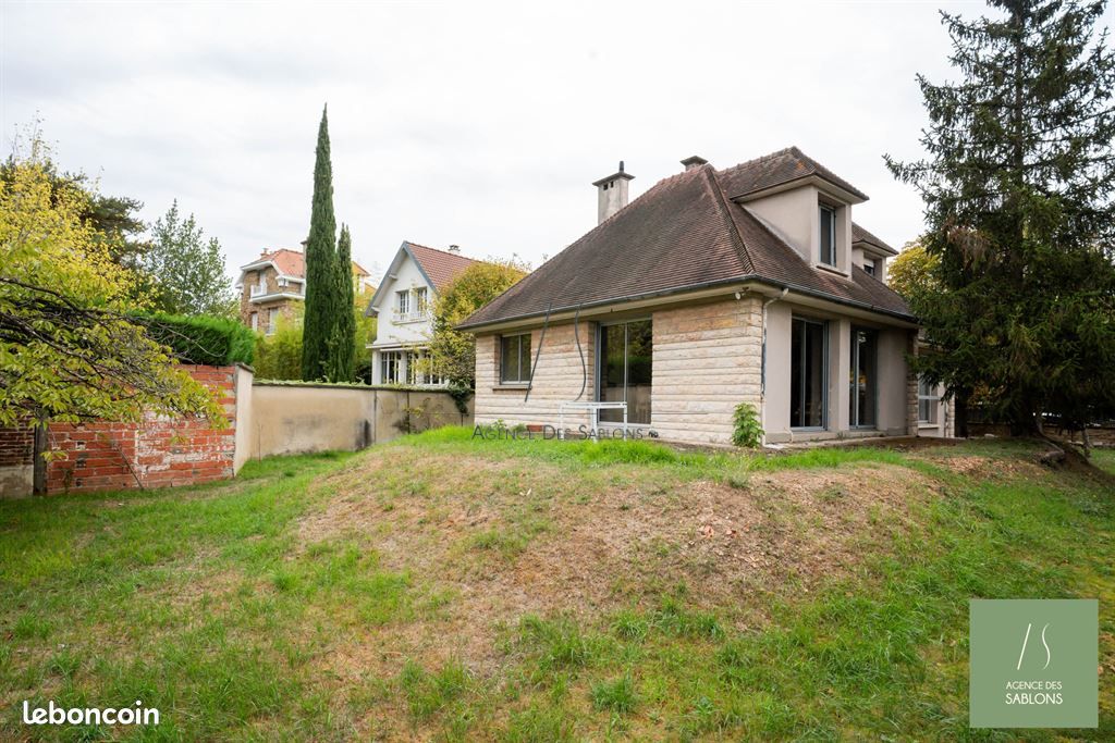 Maison 7 pièces 200 m² · au Vésinet · 200 m² · 1 426 000 €