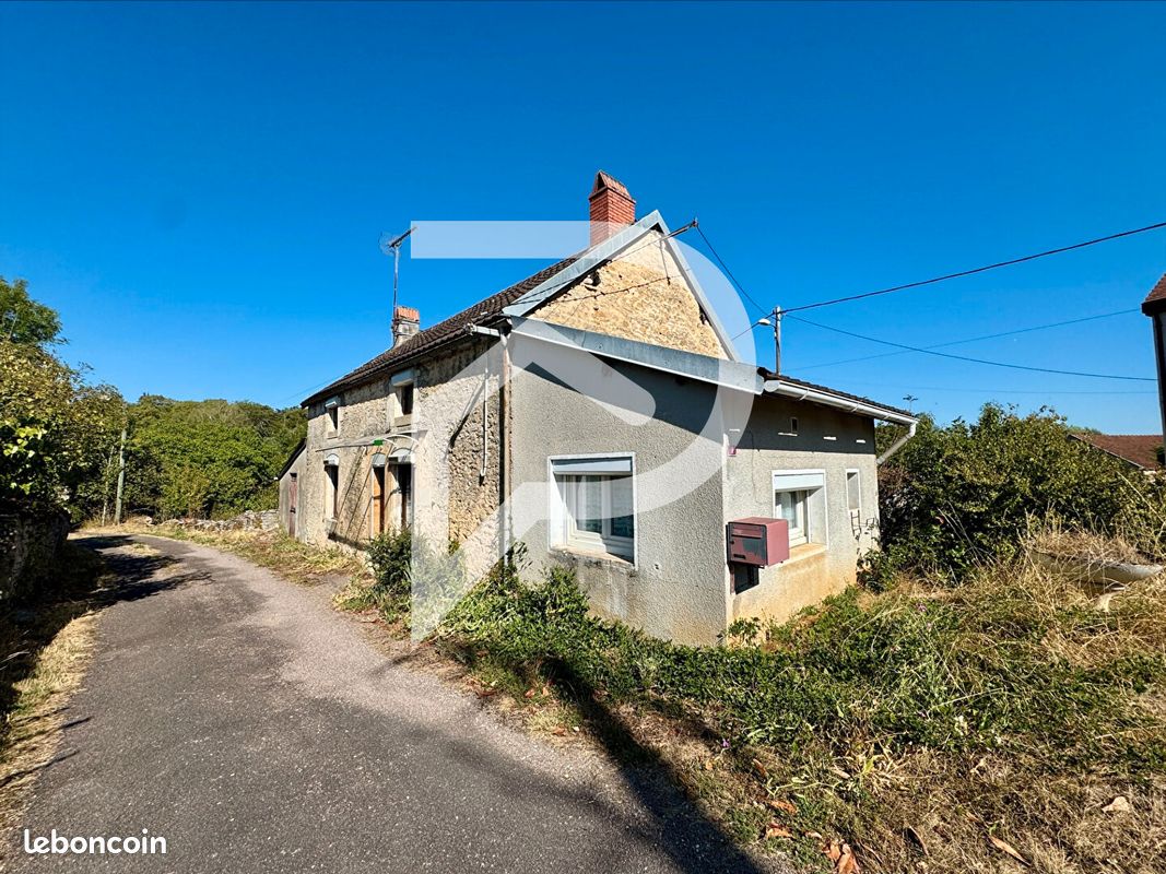 Maison 3 pièces 86 m² · à Auberive · 86 m² · 99 000 €