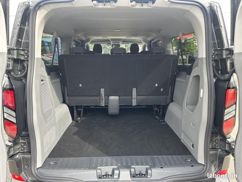 Ford Transit Custom Kombi 320 L2H1 2.0 EcoBlue 170ch Limited 4x4 BVA8 (image 13)