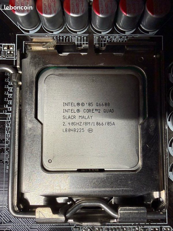 Processeur Intel Core 2 Quad Q6600 2.40GHz SLACR LGA775 8Mo