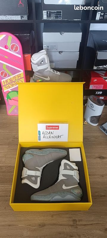 Chaussures retour vers le futur neuves en boîte taille 43 eur