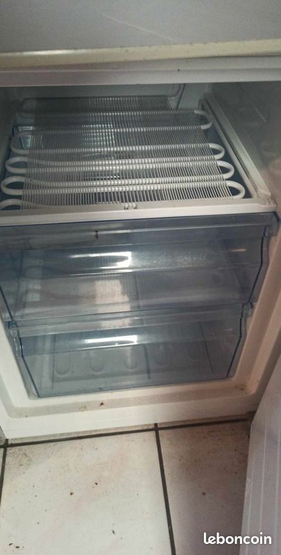 Vend frigo hisense (image 3)