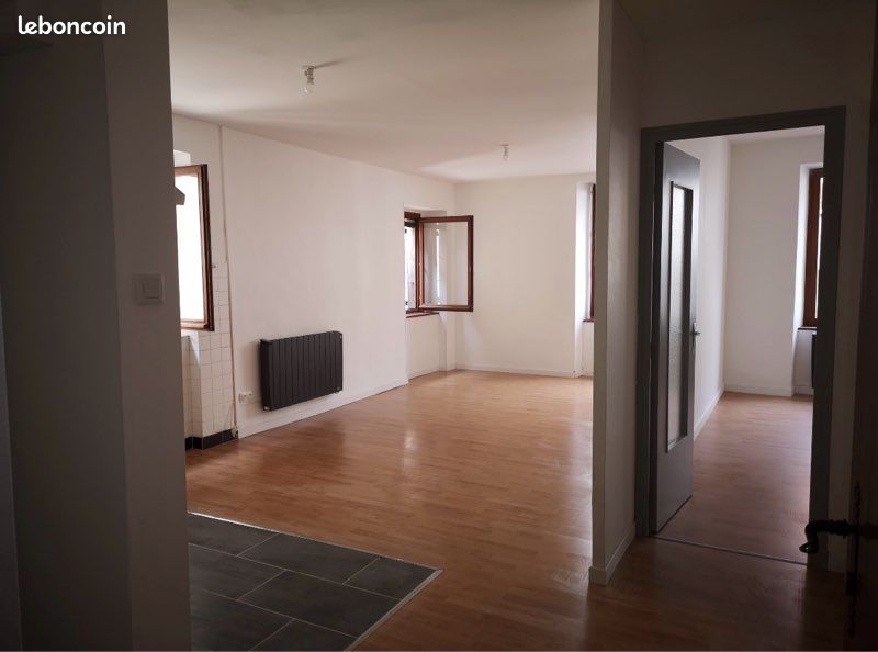 Appartement 2 pièces 42 m² · à La Mure · 42 m² · 450 €/mois