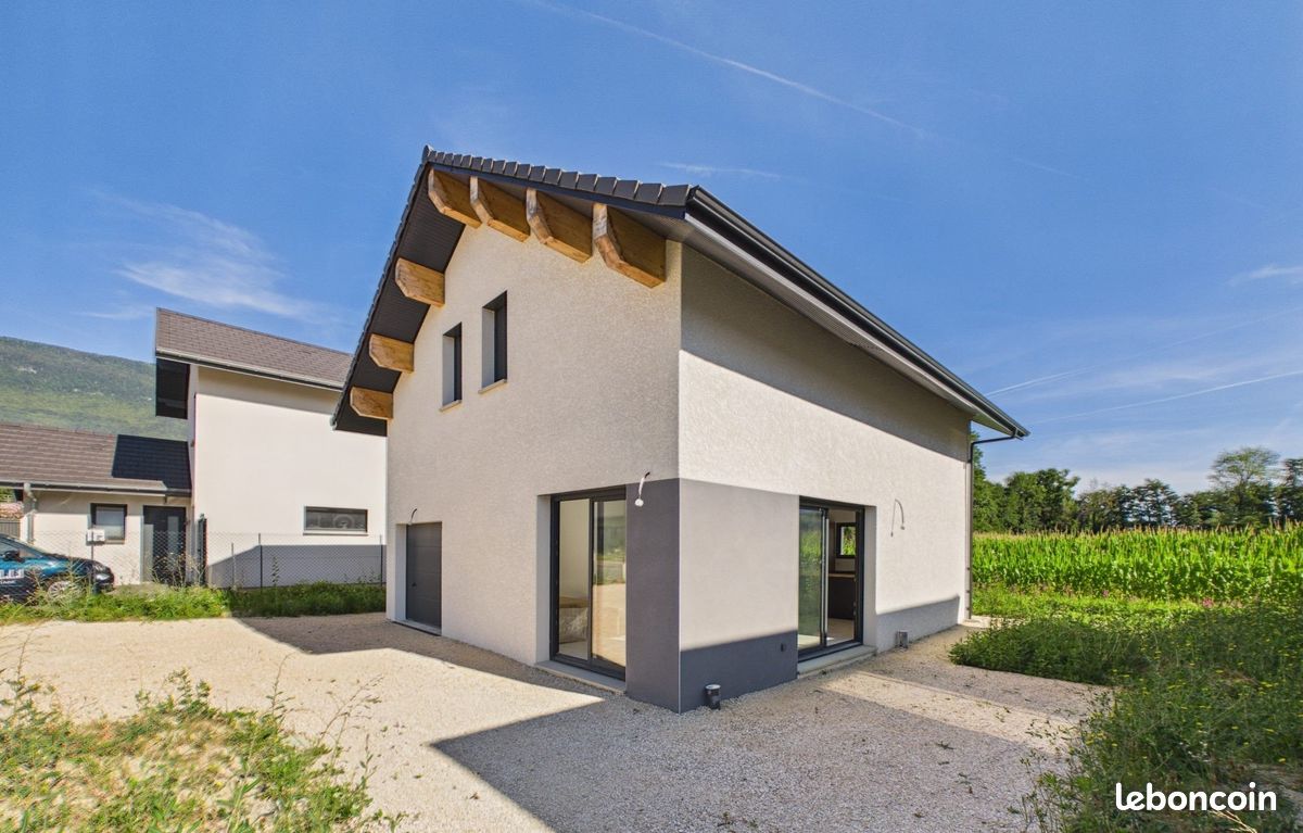 Maison 4 pièces 100 m² · à Voglans · 100 m² · 1 065 €/mois