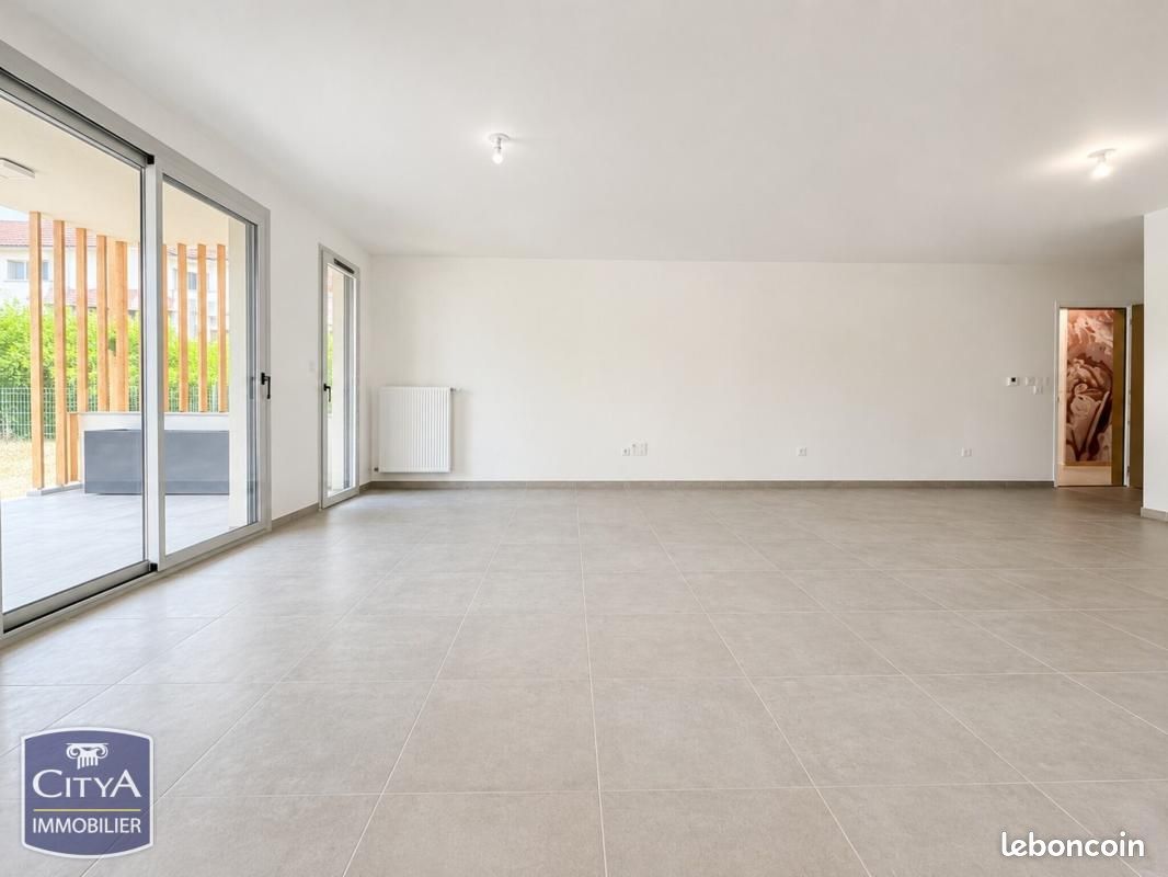Appartement 3 pièces 70 m² · à Saint-Marcellin · 70 m² · 220 000 €