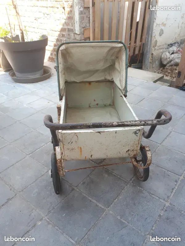 Ancien Landau De Poupée – Fin XIXème, Poussette Miniature à Restaurer