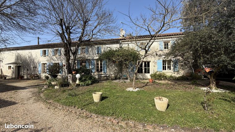 Maison en viager 9 pièces 242 m²
