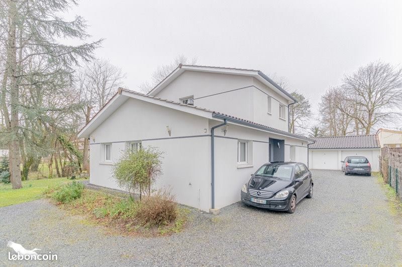 Maison 7 pièces 161 m² · à Blanquefort · 161 m² · 549 200 €