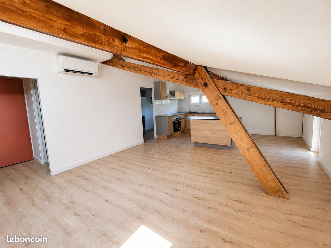 Appartement 3 pièces 54 m² · à Castres · 54 m² · 650 €